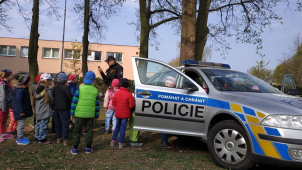 Téma prevence představili policisté ve školce i na středních