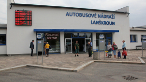 V Lanškrouně mají cestující nové autobusové nádraží