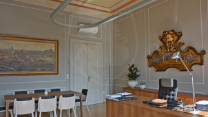 Práce na proměně radnice skončily