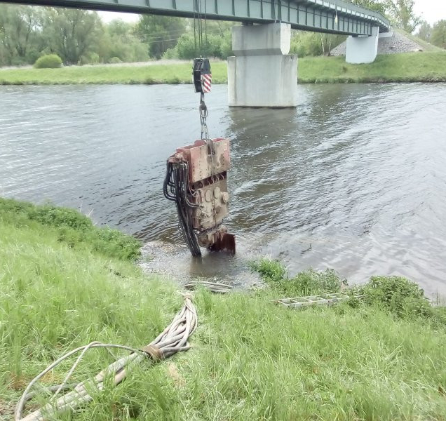 V Rosicích roste lávka pro pěší i cyklisty