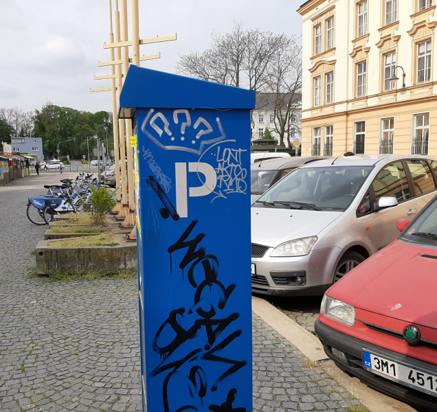 Režim parkování u pardubického nádraží se mění