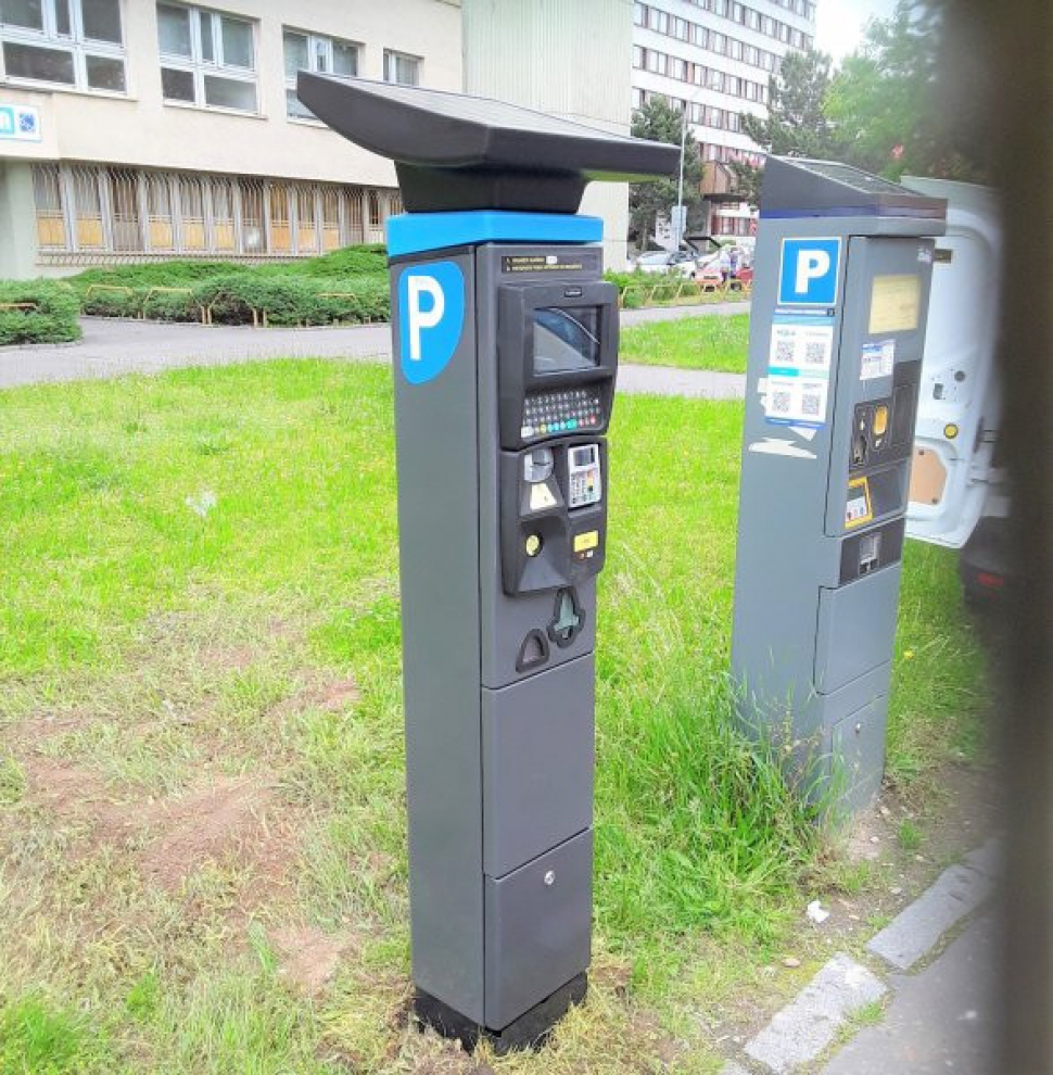 V Pardubicích testují nový parkovací automat